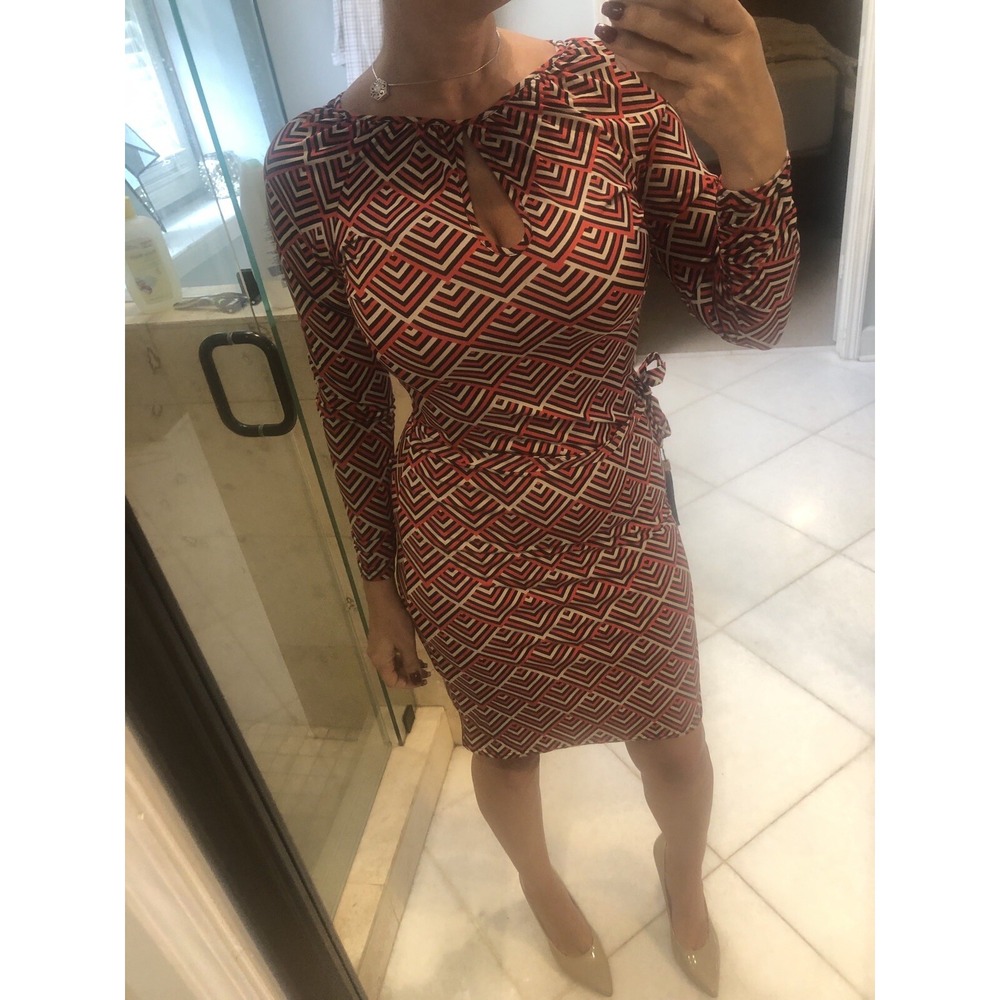 BCBGMAXAZRIA Jersey Keyhole Dress XS Red Geometric Print Belted Tassel Sleeve